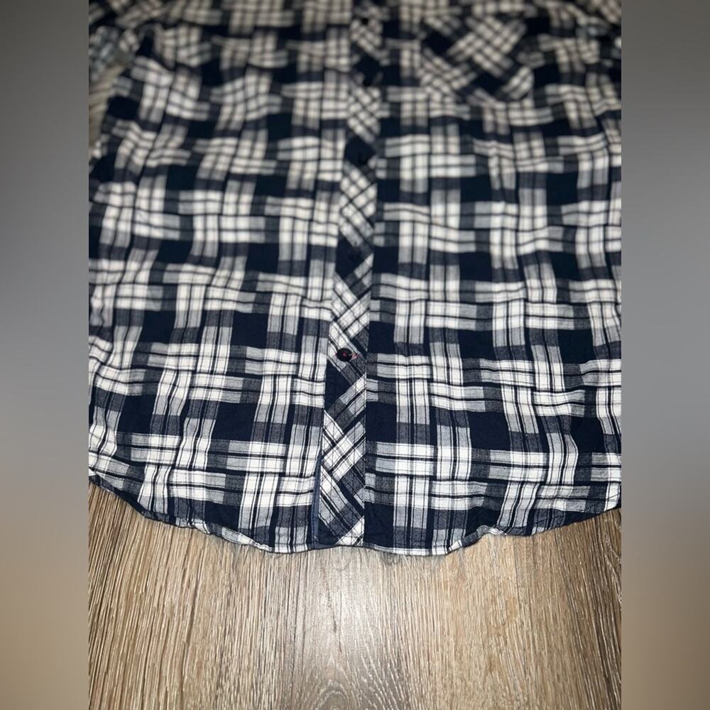 Big star women’s flannel button down shirt - Picture 3 of 8